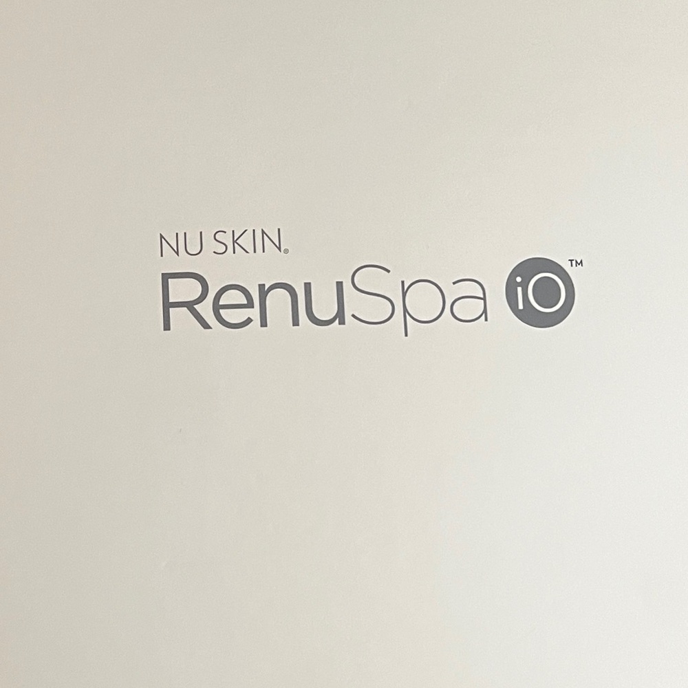 Nu Skin RenuSpa iO Set